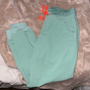 Figs Zamora Jogger Scrub Pant